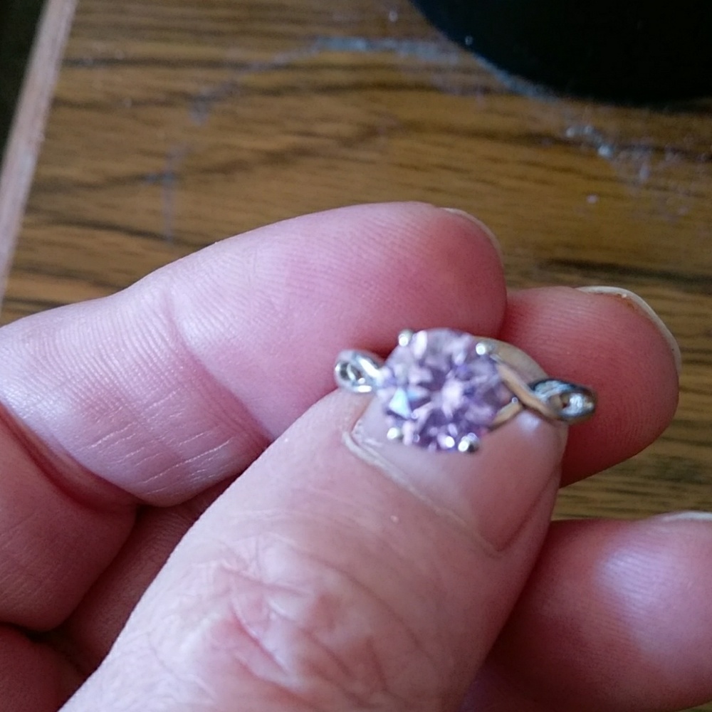 Womens ring